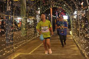 BIB: 3408
                            <button type="button" onclick="openModal(26274544)" class="btn btn-primary btn-sm float-right btn-popup" data-toggle="modal" data-target=".modal-high-quality">
                        <i class="fas fa-shopping-cart"></i> Add to Cart
                    </button>
                                            <button type="button" onclick="isThisMe(26274544, true)" class="btn btn-success btn-sm float-right btn-popup btn-isme hidden" data-toggle="tooltip" data-placement="bottom" title="นี่คือรูปของคุณใช่ไหม คลิกที่นี่เพื่อเอาเข้าอัลบั้ม">
                        <i class="fas fa-plus"></i> Add to album
                    </button>
                    <button type="button" onclick="isThisMe(26274544, false)" class="btn btn-warning btn-sm float-right btn-popup btn-isnotme hidden">
                        <i class="fas fa-ban"></i> Remove from album
                    </button>